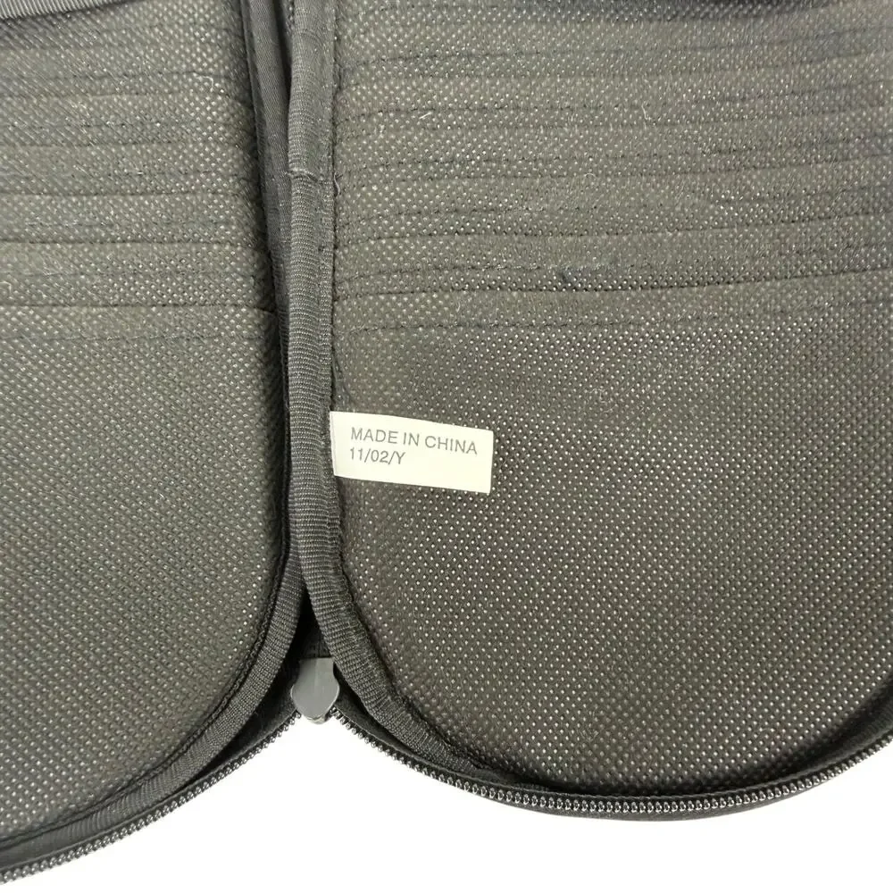 Case Logic CD Zip Case Holder 20 CD Store Chinese Character Peace 2002 Vintage